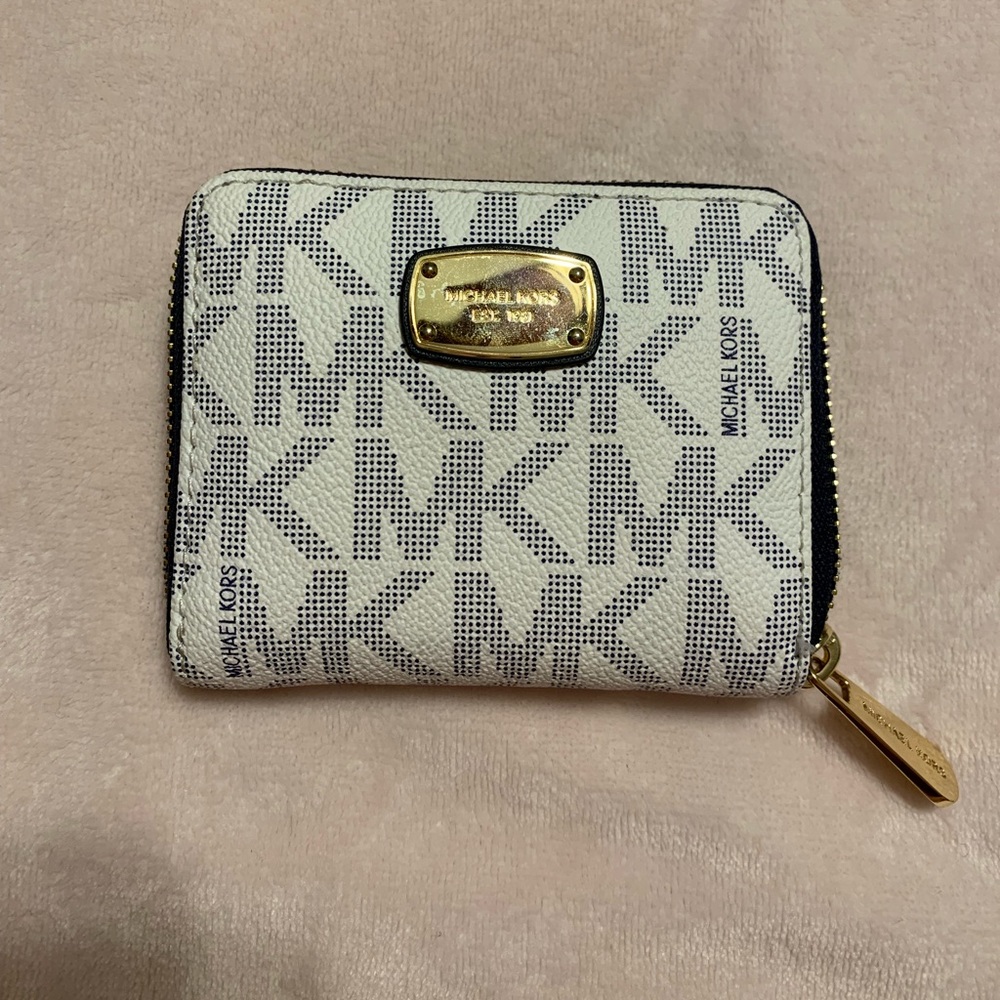 Michael Kors zip around wallet